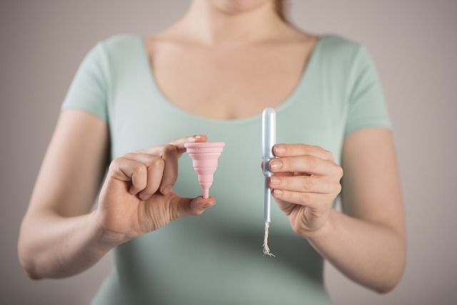 - Přirozené metody: Jak přivolat menstruaci ⁣pomocí přírodních prostředků a bylin?