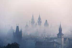 Volná pracovní místa pro důchodce Praha: Zaměstnání ve velkoměstě