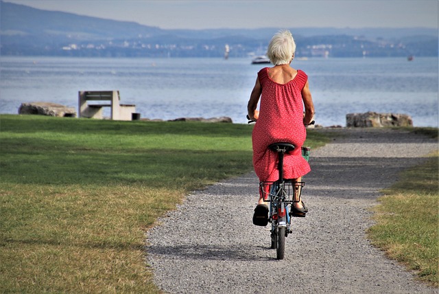Výhody slevy pro důchodce na dopravu
