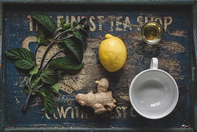 3. Jaké byliny⁤ a bylinné ⁢čaje mohou pomoci při ⁤boji s alergickou rýmou?