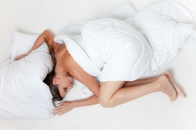 8. Zaměřte se na kvalitu spánku​ a⁣ jeho vliv‍ na hubnutí
