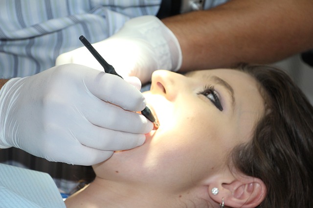 Kdy navštívit zubního ‍lékaře: Příznaky afty, které vyžadují odbornou pomoc