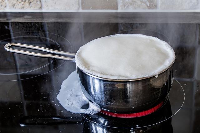 Jak fungují léky na demenci? Přehled dostupných léčiv 1 Jak demence ovlivňuje mozkovou chemii