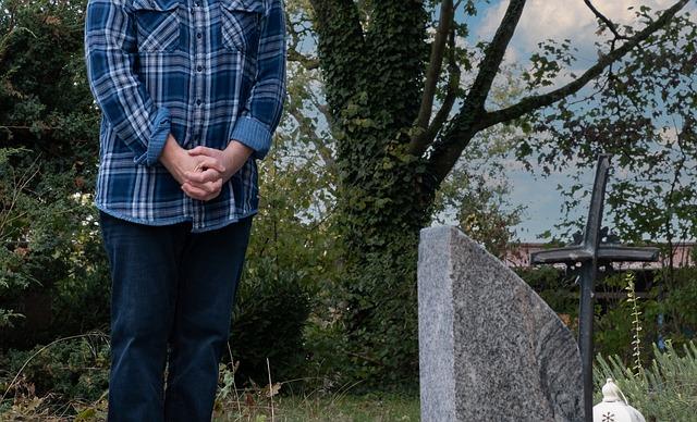 Co je vdovský důchod: Kdo má nárok a jak žádat