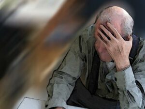 Kdy se projevuje demence: Fáze onemocnění a symptomy